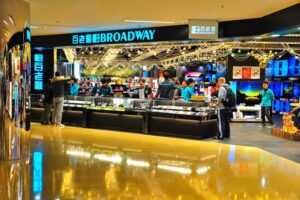 百老匯 Broadway、豐澤 Fortress 上架完整指南 2026：電器零售上架費用及流程